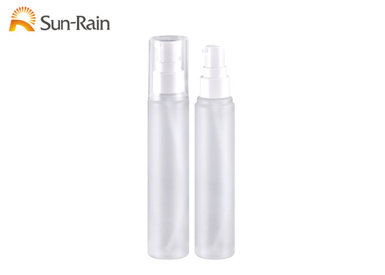 Leere Haustier-Lotions-Flaschen-weiße klare Kosmetik, die mit kundenspezifischer Farbe verpackt