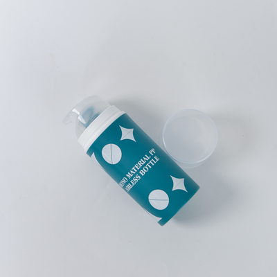 Umweltfreundliche Mehrfachflasche aus Kunststoff ohne Luft die nachhaltige Lösung für Hautpflege und Kosmetik